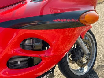 Suzuki gsx600f - 5