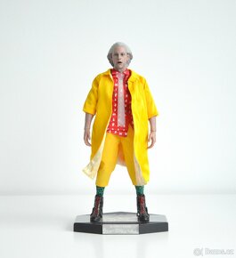 Hot Toys Back To The Future II Doc Emmett Brown MMS 380 - 5
