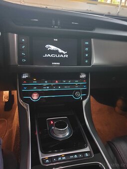 Jaguar XF 25t - 5