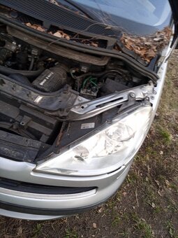 Peugeot 807 2.2 hdi - 5