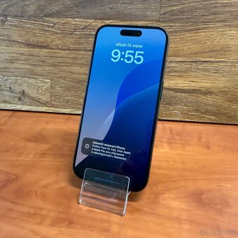 iPhone 15 Pro 256GB, černý, eSIM (rok záruka) - 5
