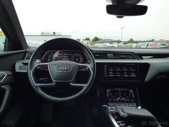 Audi e-tron 50 - 5