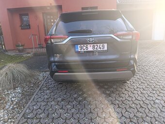 Prodám Toyota RAV4 - 5