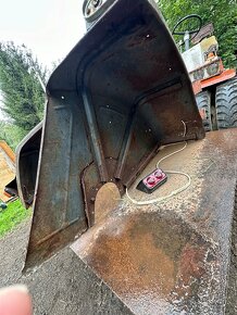 Blatníky zetor 4011 včetně světel - 5