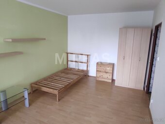 Čelákovice, podnájem bytu 1+1/L, 34 m2, okr. Praha - východ - 5