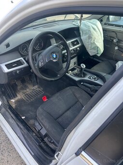 BMW e61 520D Díly - 5