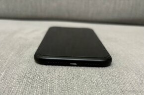 iPhone XR 64GB Black - 5