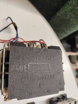Spouštěč motoru Siemens, stykač, relé.. - 5