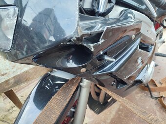 Yamaha FZR 600 3HE 67kw, A2, padená - 5
