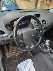 Renault megane,r.v 2015,1,2 benzín,85Kw,166000km - 5