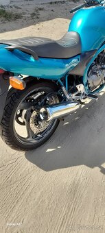 Prodám Silniční motorku Yamaha 600 ccm - 5