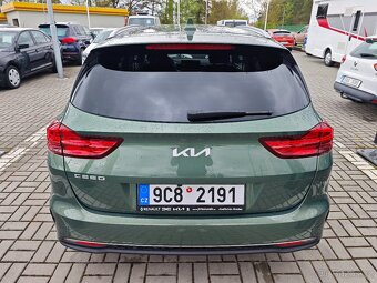 Ceed SW TOP 1.5T-GDI 118kW po 1. majiteli, odpočet DPH - 5