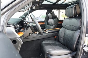 2024 Jeep Grand Wagoneer Series III 4WD 3.0 - 5