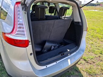 Renault Scenic 1.5 DCI 81kw .Grand 7 míst Klima Model 2012-- - 5