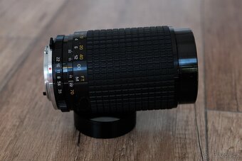 Sun DC-1 70-210mm f/3.5-4.5 - (Olympus OM) - 5