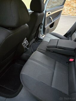 Prodám Peugeot 407SW, nová STK - 5