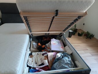 Manželská postel - 5