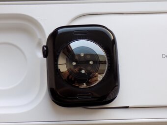 Apple Watch Series 10 46mm Jet Black - ZÁRUKA - 100% baterie - 5