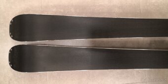 Dámské lyže Atomic affinity Air 152cm R =13m - 5