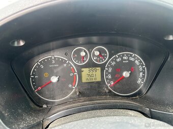 Ford Connect 1,8 tdci 2011 153t km - 5