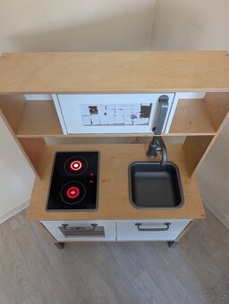 Dřevěná kuchyňka IKEA - 5
