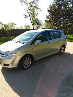 Toyota Corolla Verso 2,0 diesel - 5