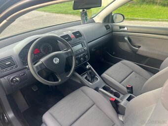 Volkswagen Golf 1.6 75kW Climatronic ALU ŠÍBR - 5