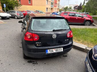 Golf V 1.6 FSI - 5