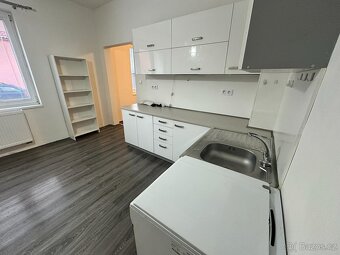 (806) Pronájem, dům, 196 m poz., B. Němcové 349, Podbořany - 5