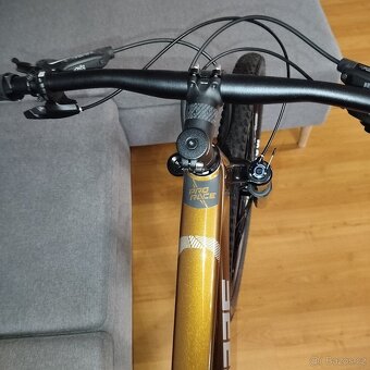Nové horské kolo LAPIERRE ProRace CF 6.9 2023 - 5