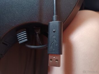 Volant s pedály+ hry na Xbox one - 5