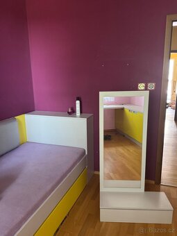 Prodám postel s přistýlkou + zrcadlová sestava - 5