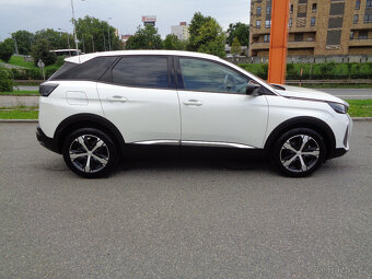 PEUGEOT 3008 1.2 ALLURE,KOUPENO ČR,1.MAJITEL v ZÁRUCE - 5