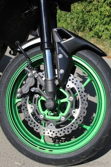 Kawasaki Z900 2024 - 5