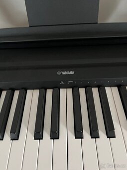 Yamaha piano P 45 - 5