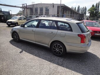 Prodám Toyota Avensis 1.8i - 5