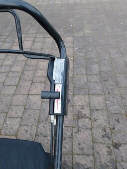 Prodam sekacku s pojezdem 3rychlosti - 5