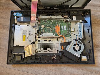 21,5" All-in-One počítač HP 200 G4 22 Black - 5