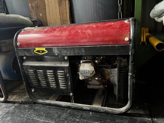 Elektrocentrála HONDA EM5500 CXS - 5