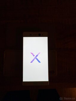 SONY Xperia xa ultra - 5