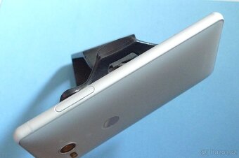 Sony Xperia XZ2 compact - 5