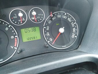 Ford fiesta 1,4 - 5