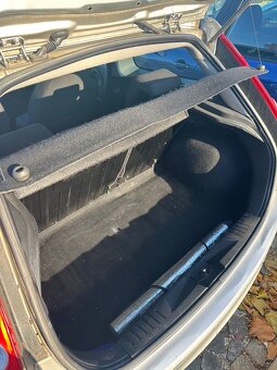 Ford Fiesta 1.3 (51 kW), r. 2006 - 5