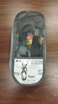 Dětský lezecký úvazek, sedák PETZL Ouistiti - 5