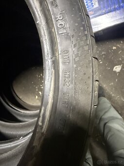 Sála letmých pneu 255/35 R19 Continental - 5