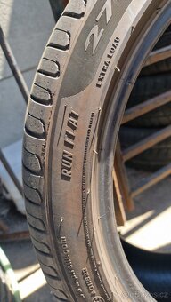 PRODÁM 2 LETNÍ PNEU PIRELLI 275/35/19, CENA JE ZA 2 KUSY PNE - 5