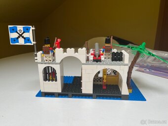 Prodám LEGO 6267 – Lagoon Lock-Up (1991) - 5