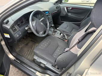 Volvo V70 2.4 ccm. 96 kW. datum 03 - 5