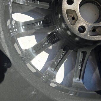 VW GOLF V VI VII TOURAN CADDY 5x112 17'' ET47 - 5