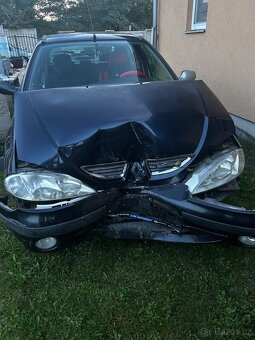 Renauld megane - 5